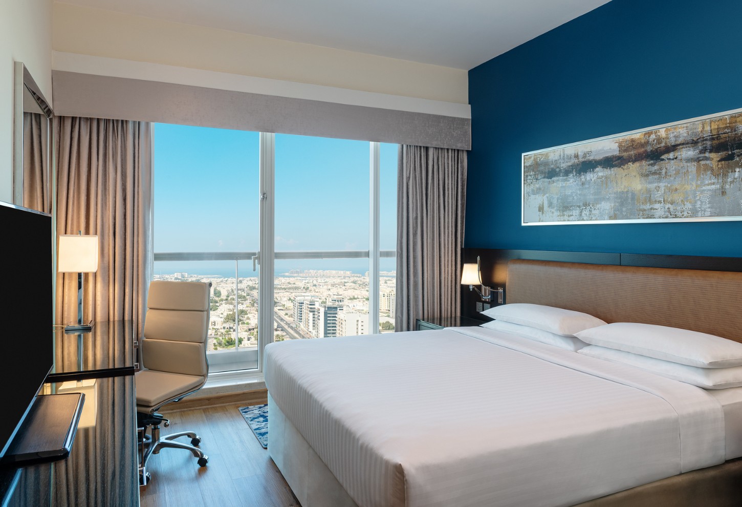 Discover a Refined Summer Staycation at Four Points by Sheraton Sheikh Zayed Road