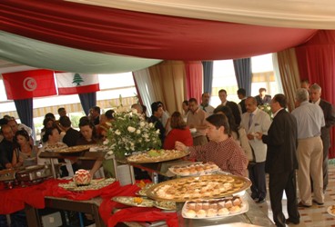 Mézzé et Debka au Sheraton Tunis