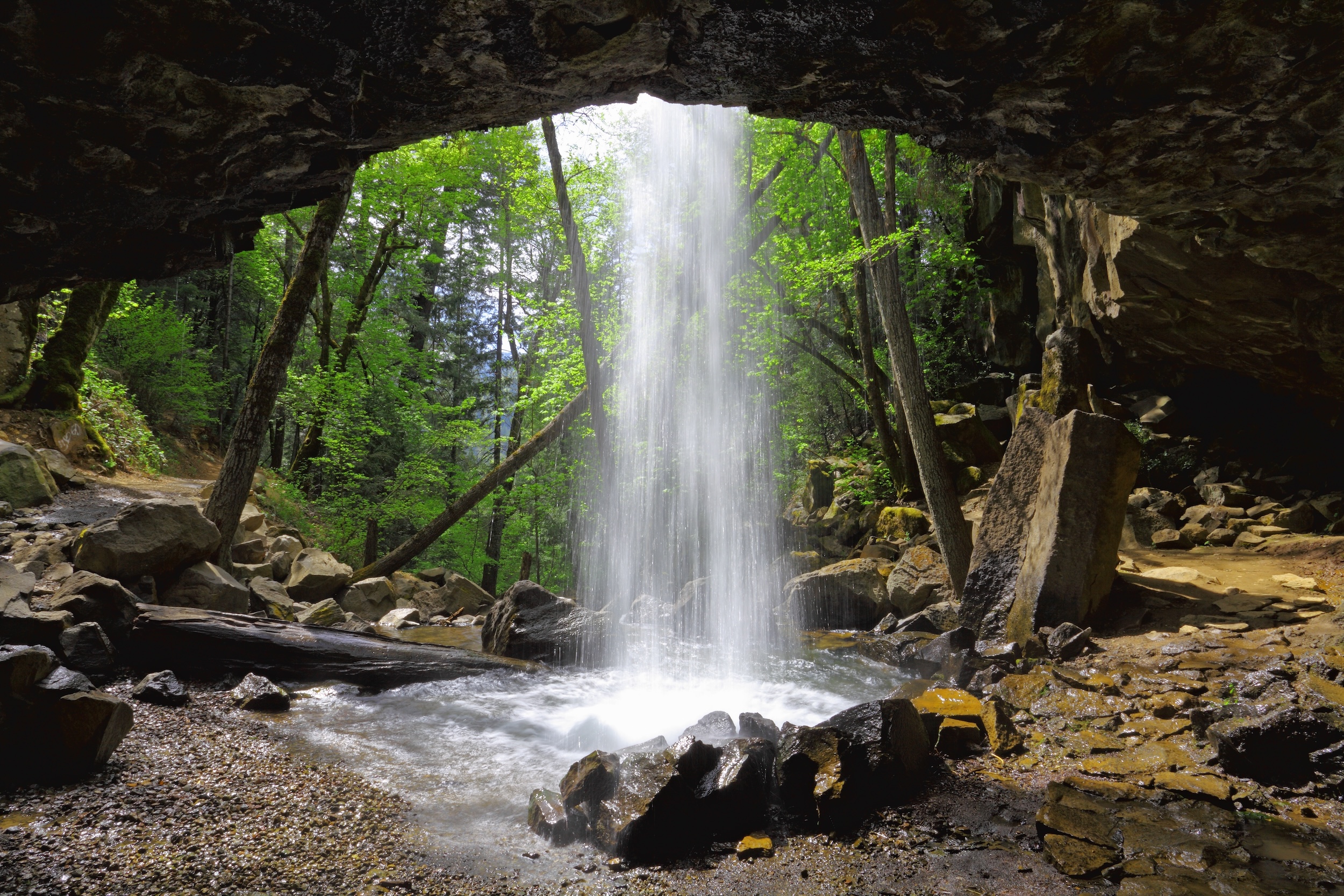 Top Five Favorite Instagrammable Waterfalls in Siskiyou, California