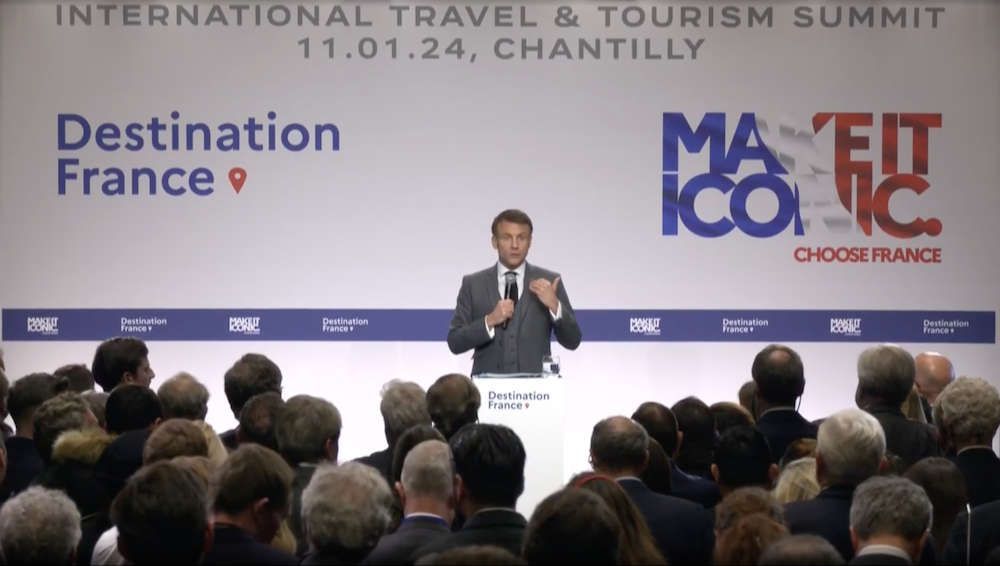 Emmanuel Macron célèbre la fierté française et annonce une année touristique exceptionnelle